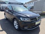 Volkswagen Tiguan Highline BMT/Start-Stopp - Volkswagen Tiguan: Schwarz