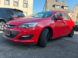 Opel Astra J Lim. 5-trg. Selection 1.61 - Opel Astra: 1.6