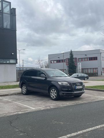 Audi Q7  3.0 tdi