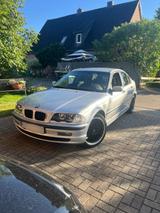 BMW e46 318I - BMW 318 aus 2000: 318i