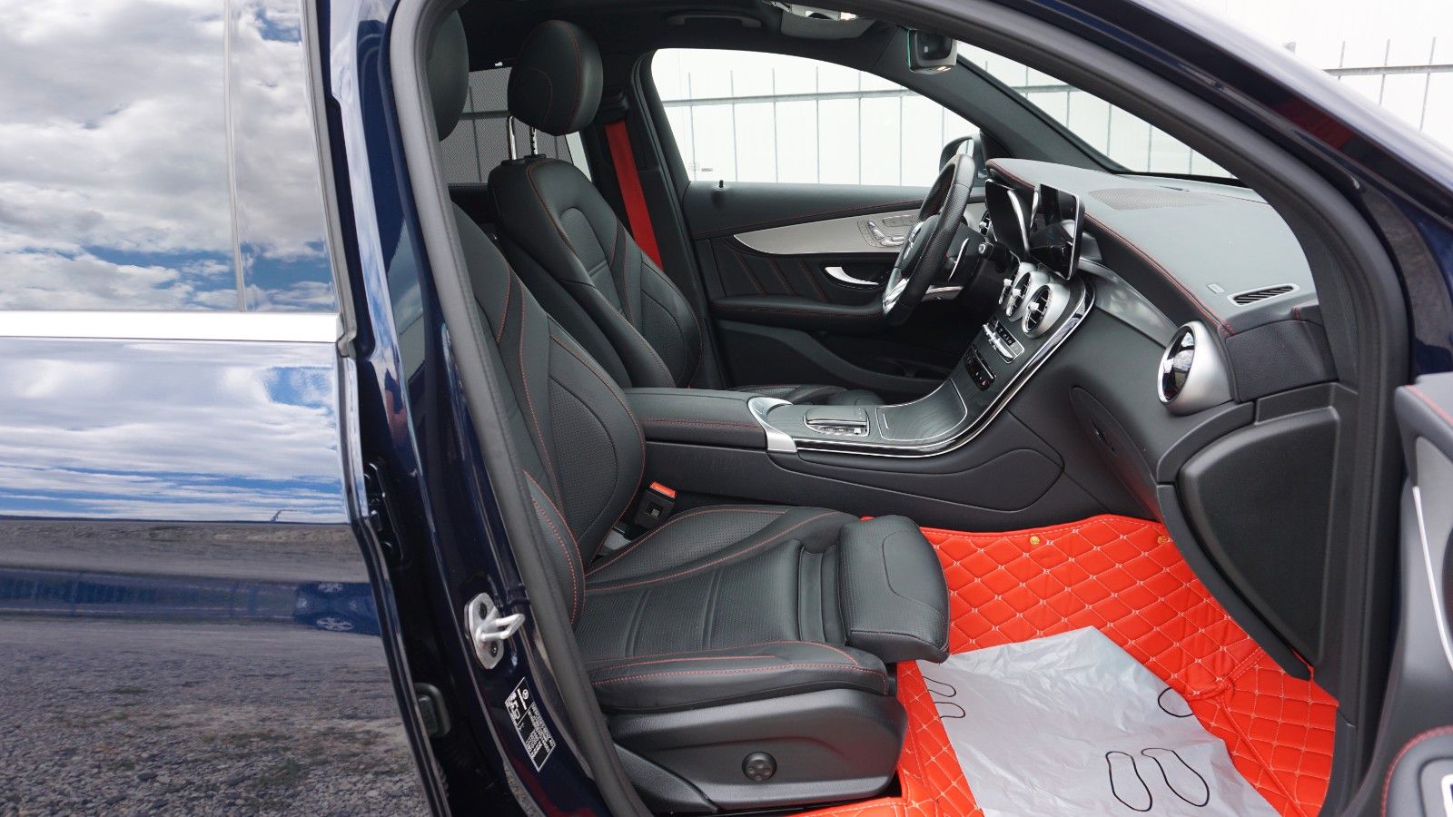Fahrzeugabbildung Mercedes-Benz GLC 43 AMG Coupe 4M, Kamera,SD,Apple CarPlay