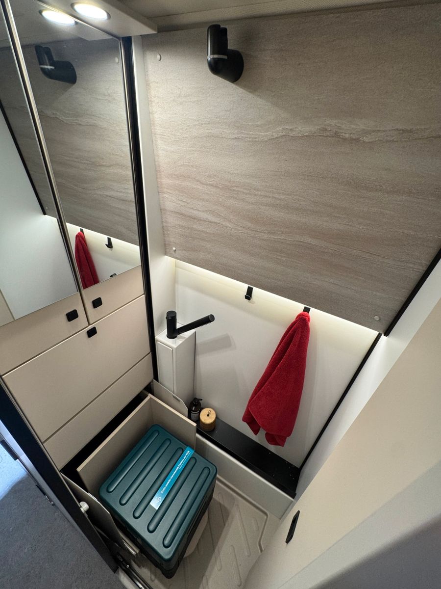 Fahrzeugabbildung Bürstner Habiton Mercedes HMX 6.0 Allrad 4x4 Schlafdach !