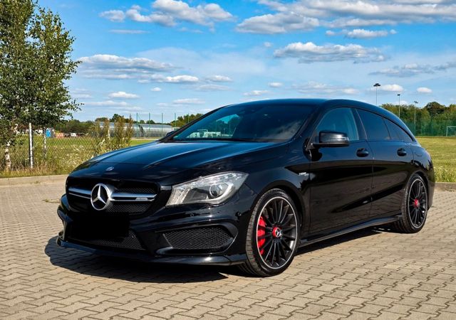 MERCEDES-BENZ CLA 45 AMG Shooting Brake
