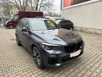 Fahrzeugabbildung BMW X5 30d xDrive M-Paket*Head-Up*HarmanKardon*ACC*