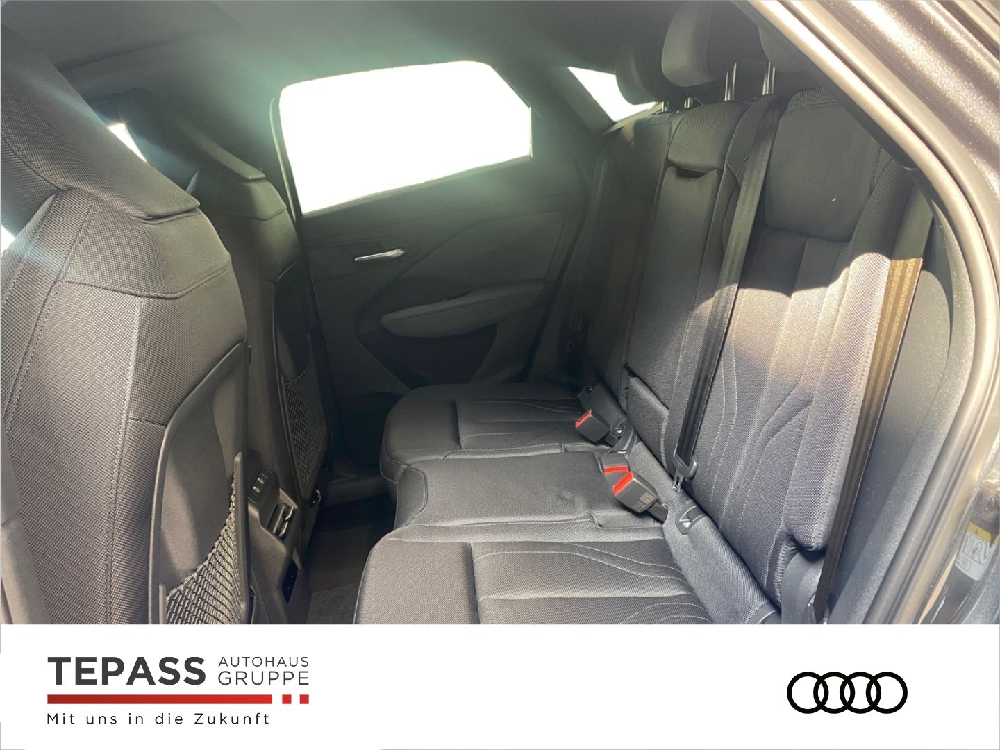 Audi Q3 Sportback e-HYBRID TECH PLUS S LINE PANO OLD foto 8