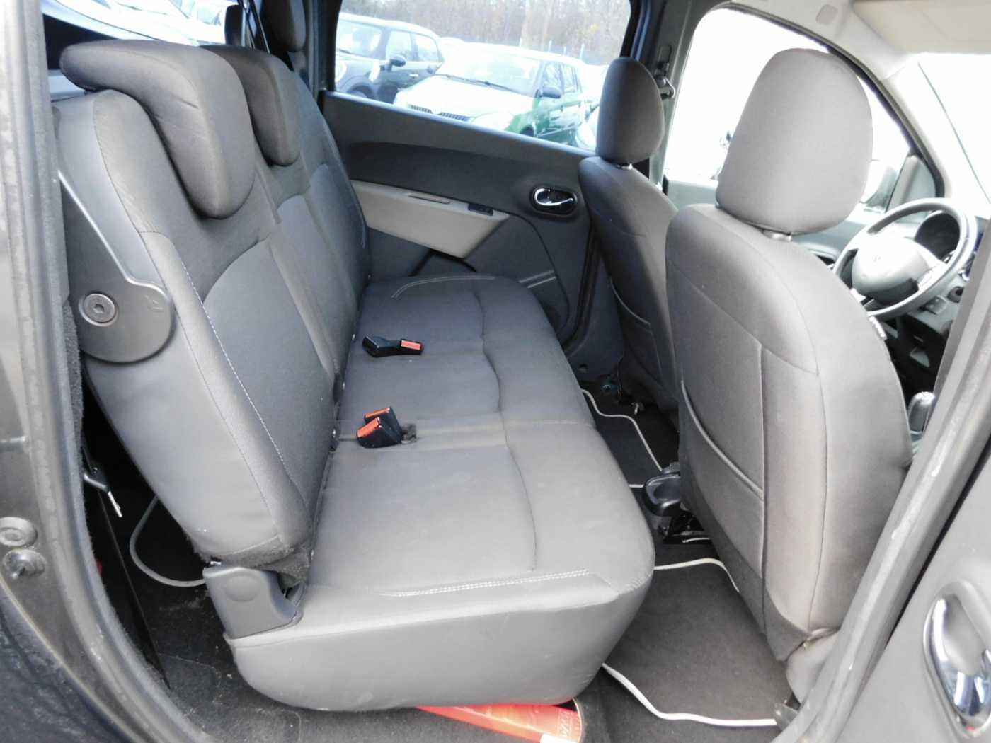 Dacia Lodgy 2015 — photo 9