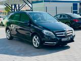 Mercedes-Benz B 200 BlueEFFICIENCY *XENON*AHK*KAMERA*PDC*KLIMA - gebrauchte Mercedes-Benz B 200 aus dem Jahr 2011