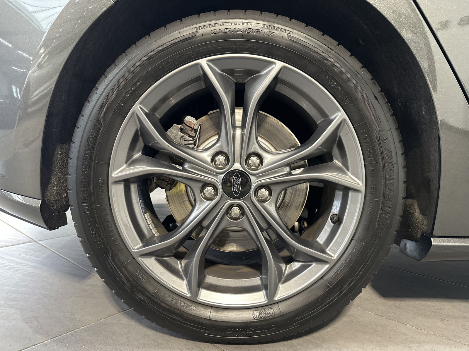 Fahrzeugabbildung Ford Focus 1.5 EB Aut. ST-Line NAV+LED+PANO+B&O+KAM