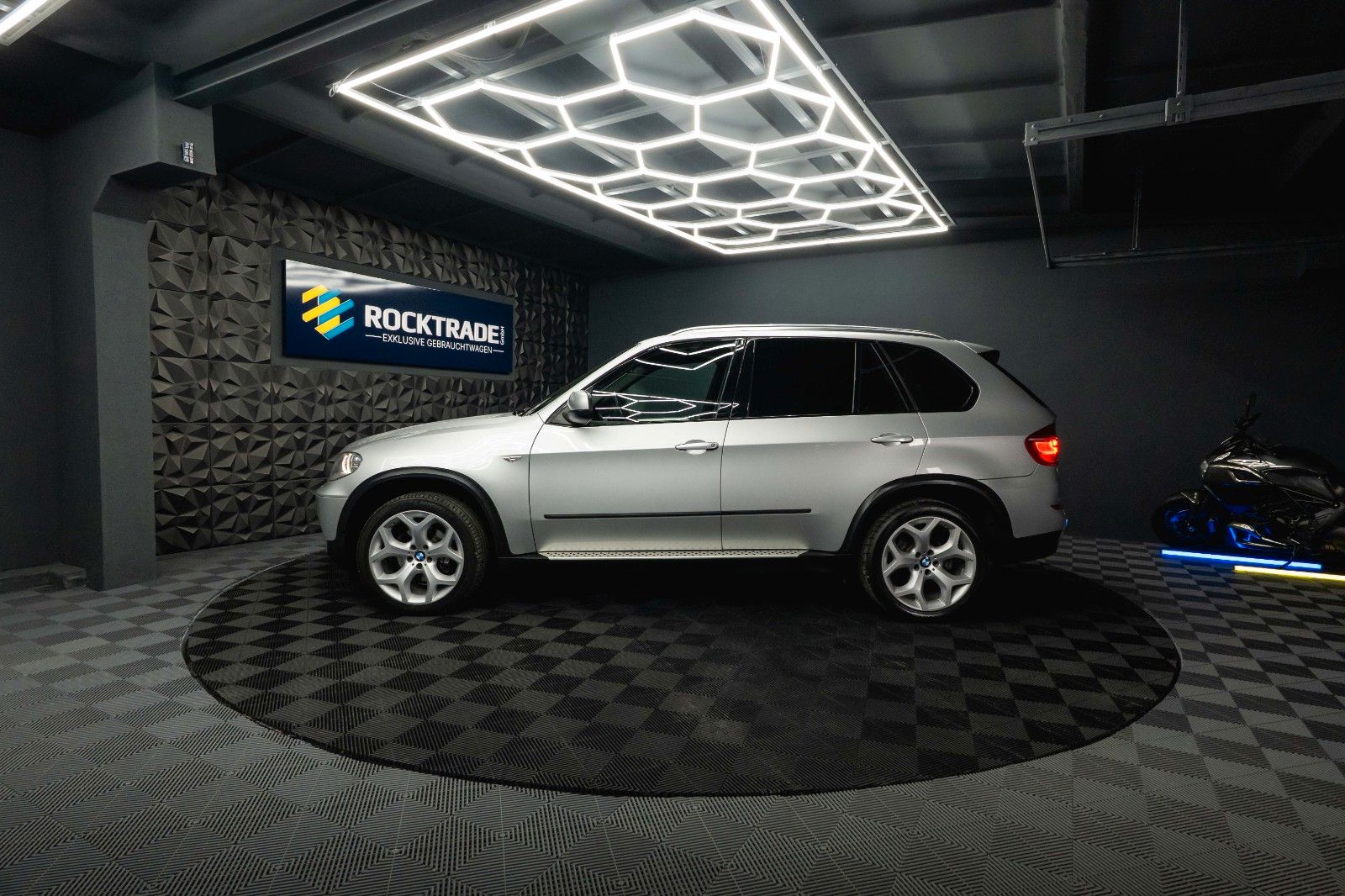 Fahrzeugabbildung BMW X5 xDrive 30d M Sport *TÜV NEU*Xenon*Facelift*