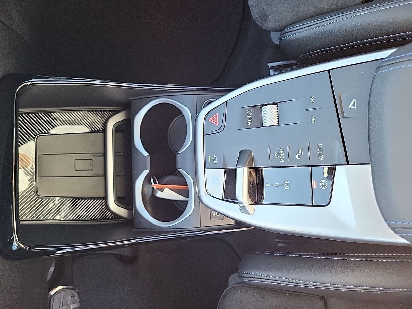 BMW iX1 - Bild 12