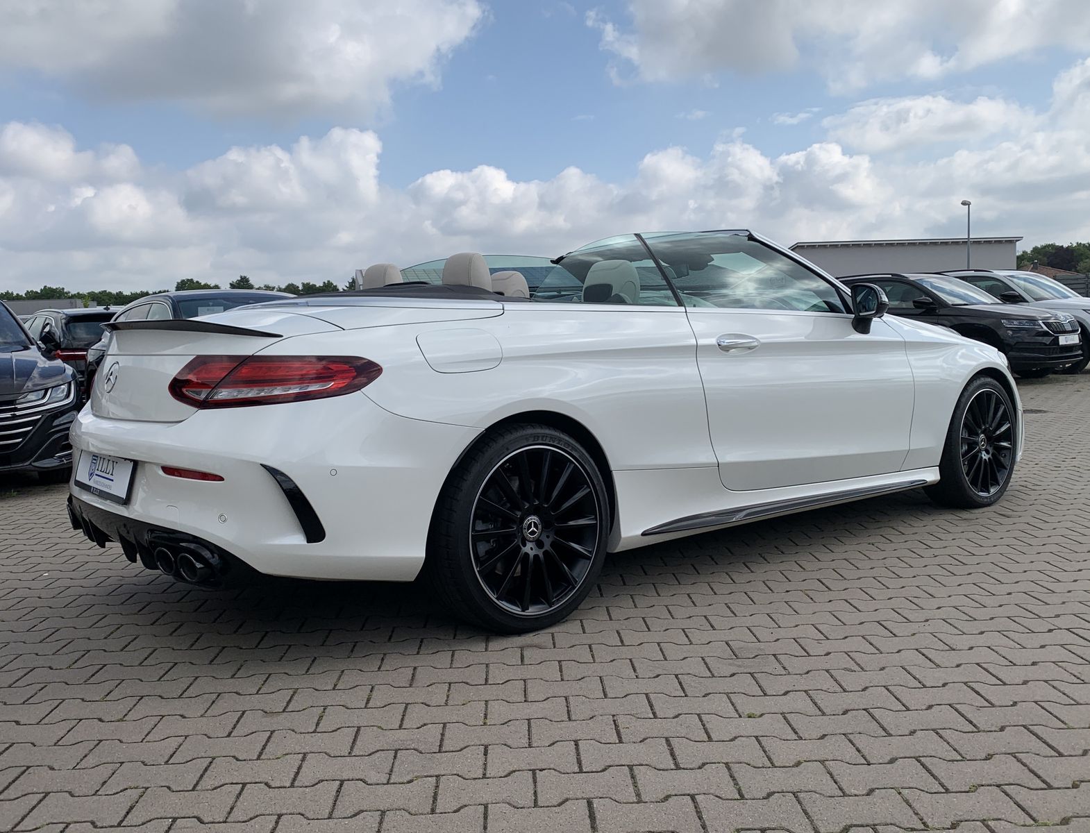 Fahrzeugabbildung Mercedes-Benz C 43 AMG 4Matic*360*AHK*Burmester*CarbonPaket*