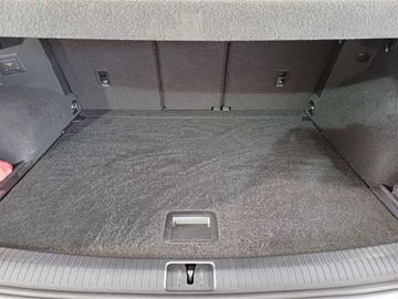 Volkswagen Tiguan - 12