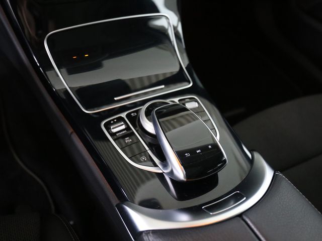 Mercedes-Benz C 250 AVANTGARDE 9G LED NAVI COMAND PANORAMA