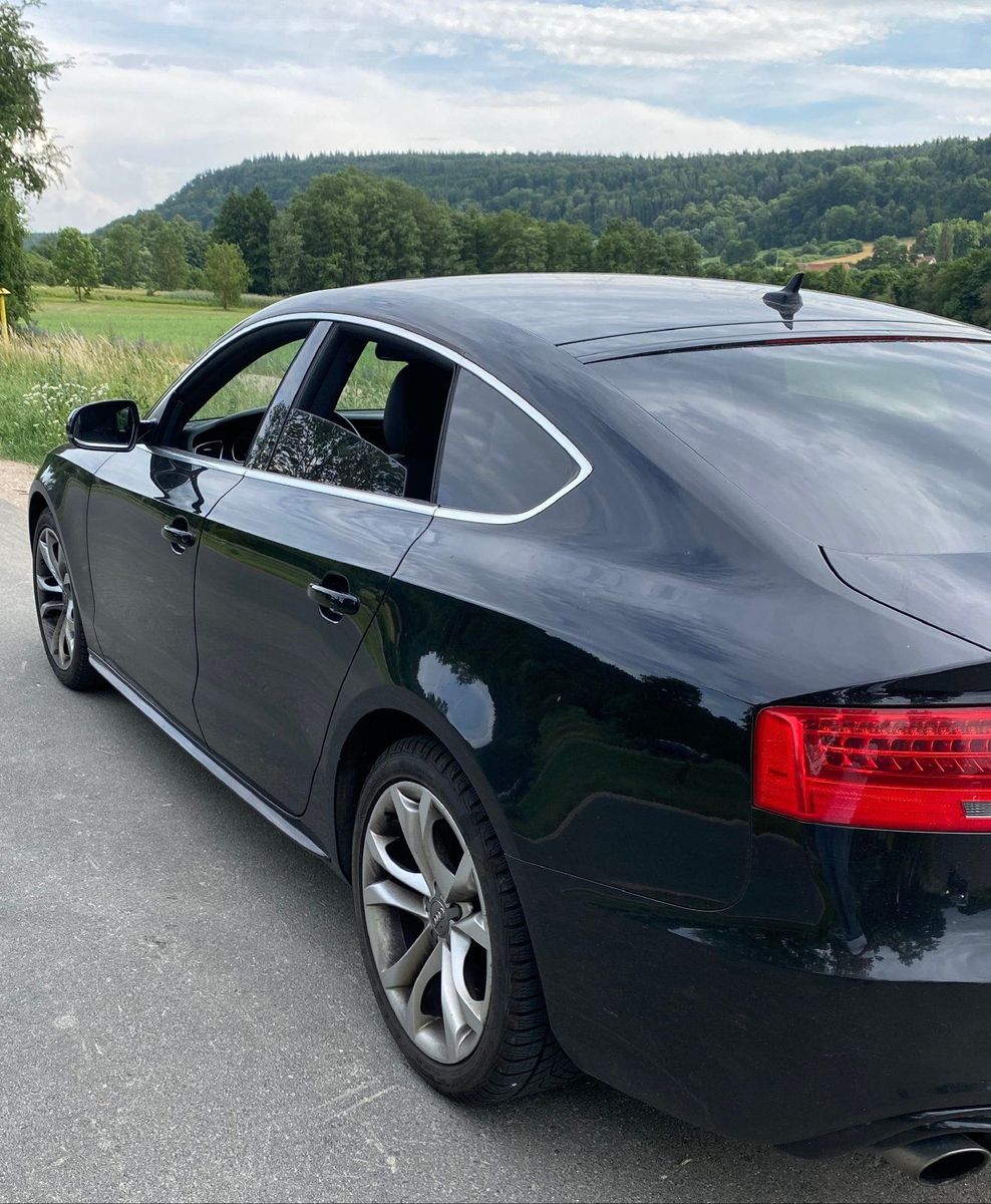 AUDI Audi A5 S- Line Bose Soundsystem mit Volla...