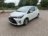 Toyota Yaris Comfort 1.5 Hybrid/AUTOMATIK/KLIMA/SHZ - Toyota Yaris Gebrauchtwagen in Hamburg