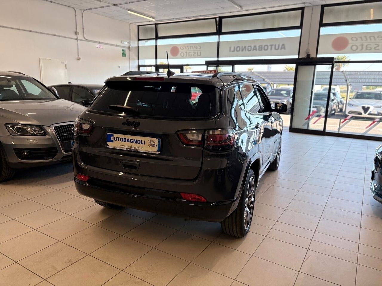 Jeep Compass SUMMIT S 1.5 T4 Hybrid MHEV Aut. SP imagem 3