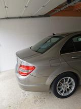 Mercedes-Benz 220 - gebrauchte Mercedes-Benz 220 aus dem Jahr 2008