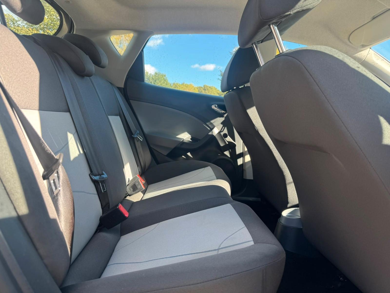 Seat Ibiza 1.2 TSI 1-HAND°5-TÜRIG°KLIMA°TEMPOM°MFLR