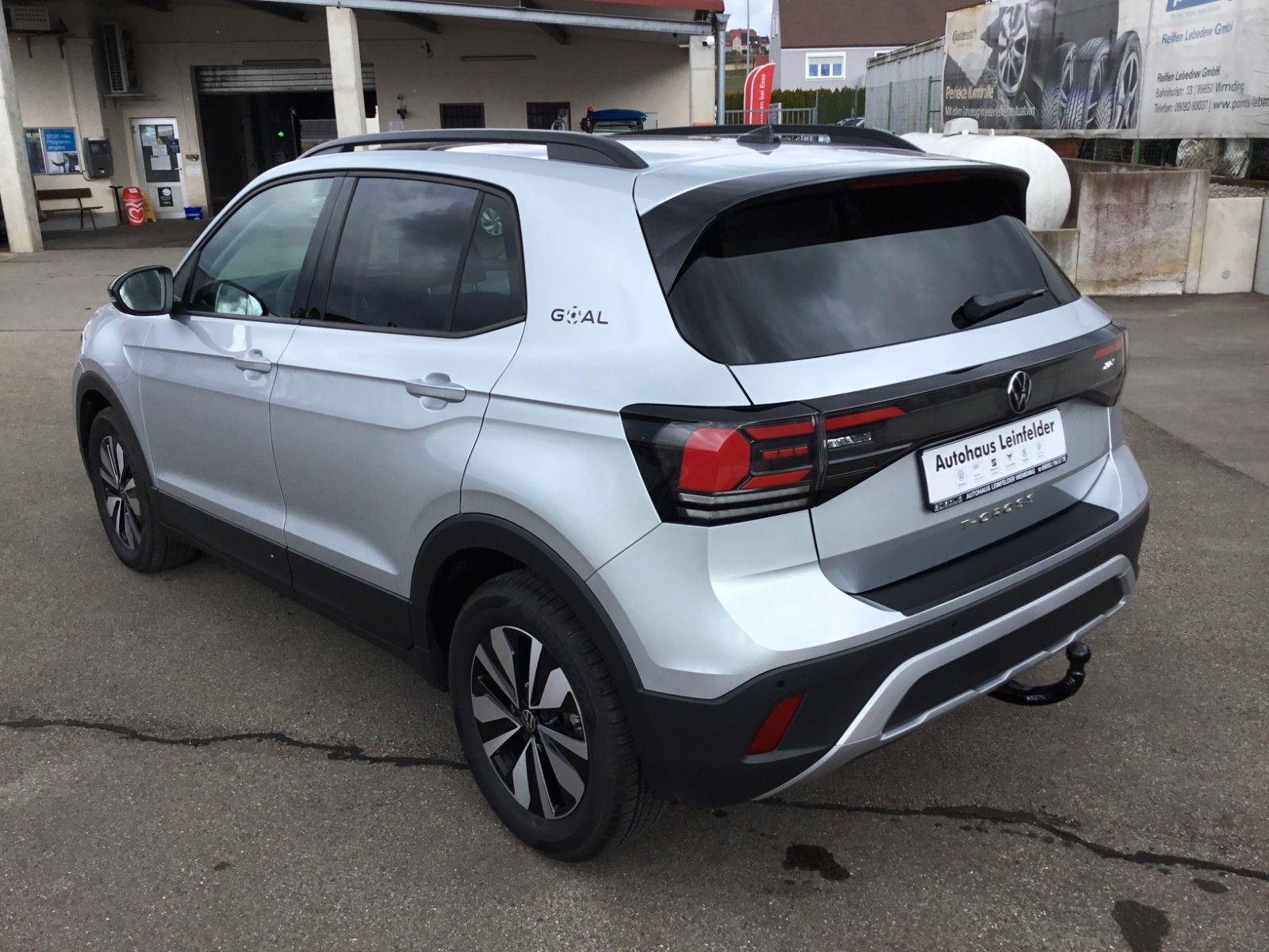 Fahrzeugabbildung Volkswagen T-Cross 1.0 TSI DSG GOAL+AHK+ACC+AppConnect+LED