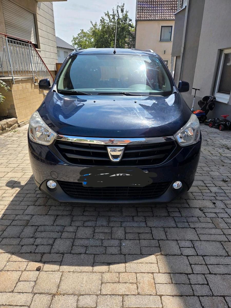 Dacia Lodgy 2014 — interior