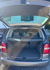 Volkswagen Touran 1.9 TDI 77kW DSG Basis mit TÜV - Volkswagen Touran Basis mit Diesel-Antrieb