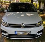 Volkswagen Touran 1.5 TSI OPF DSG Highline Highline - VW Touran Gebrauchtwagen in Düsseldorf