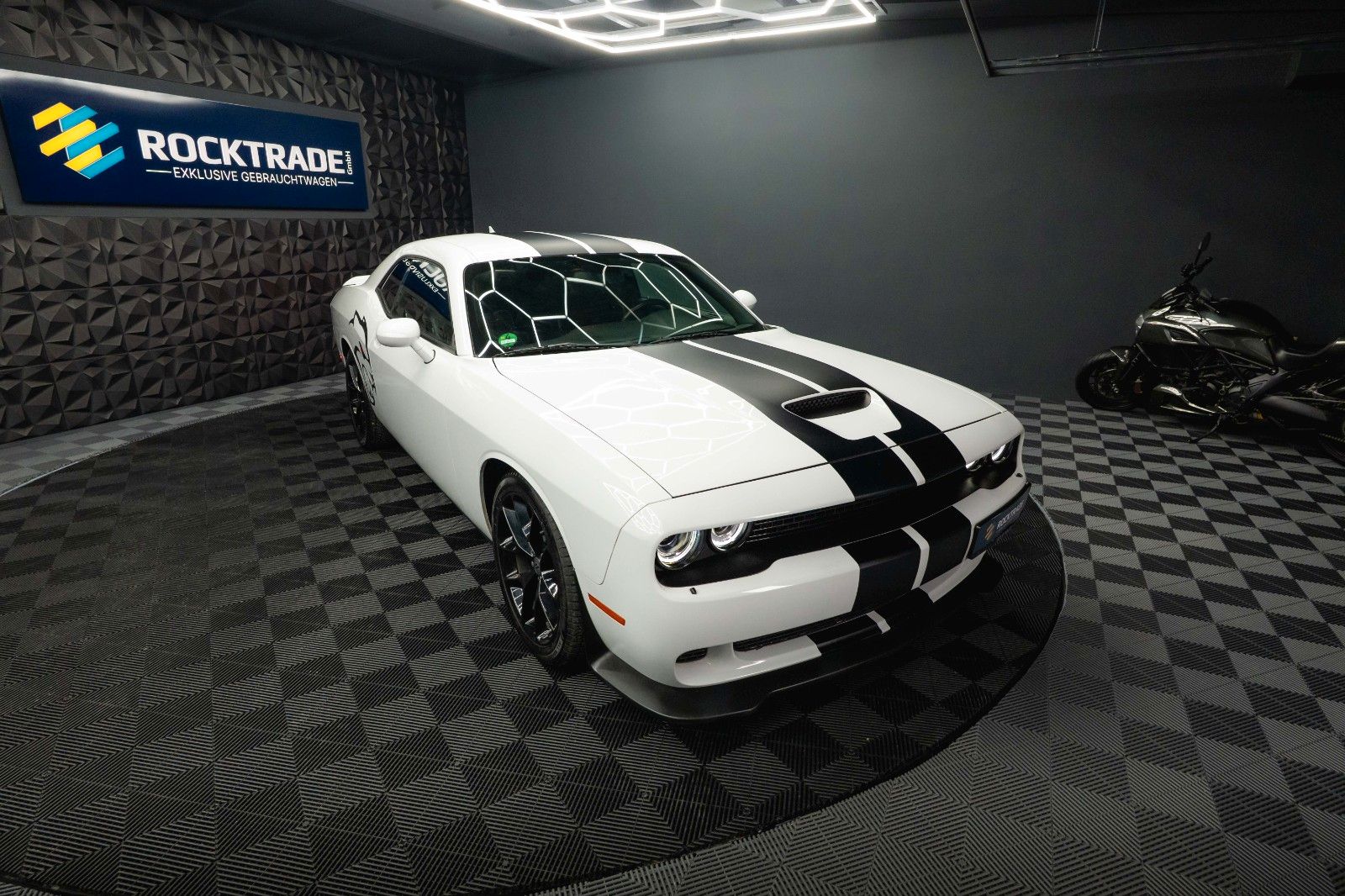 Fahrzeugabbildung Dodge Challenger 3.6 V6 GT Performance SRT Styling