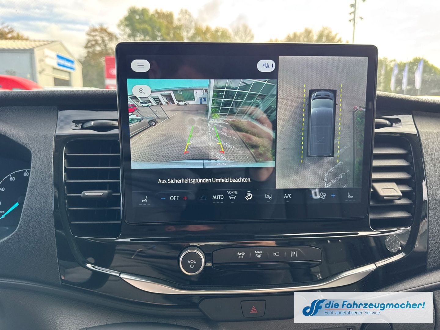 Fahrzeugabbildung Ford Transit Kasten E 350 L3 Trend Navi 360 Kamera AC