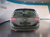 Volkswagen Passat Var. 2.0TDI DSG Elegance AHK MATRIX ACC - Volkswagen Passat aus 2022