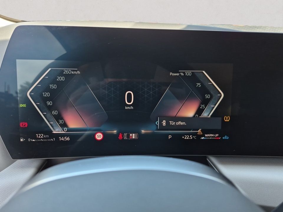 BMW 223 Active Tourer - Bild 13
