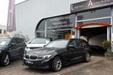 BMW 318 Baureihe 3 Touring 318 d Sport Neues Model - BMW 318 in Freiburg