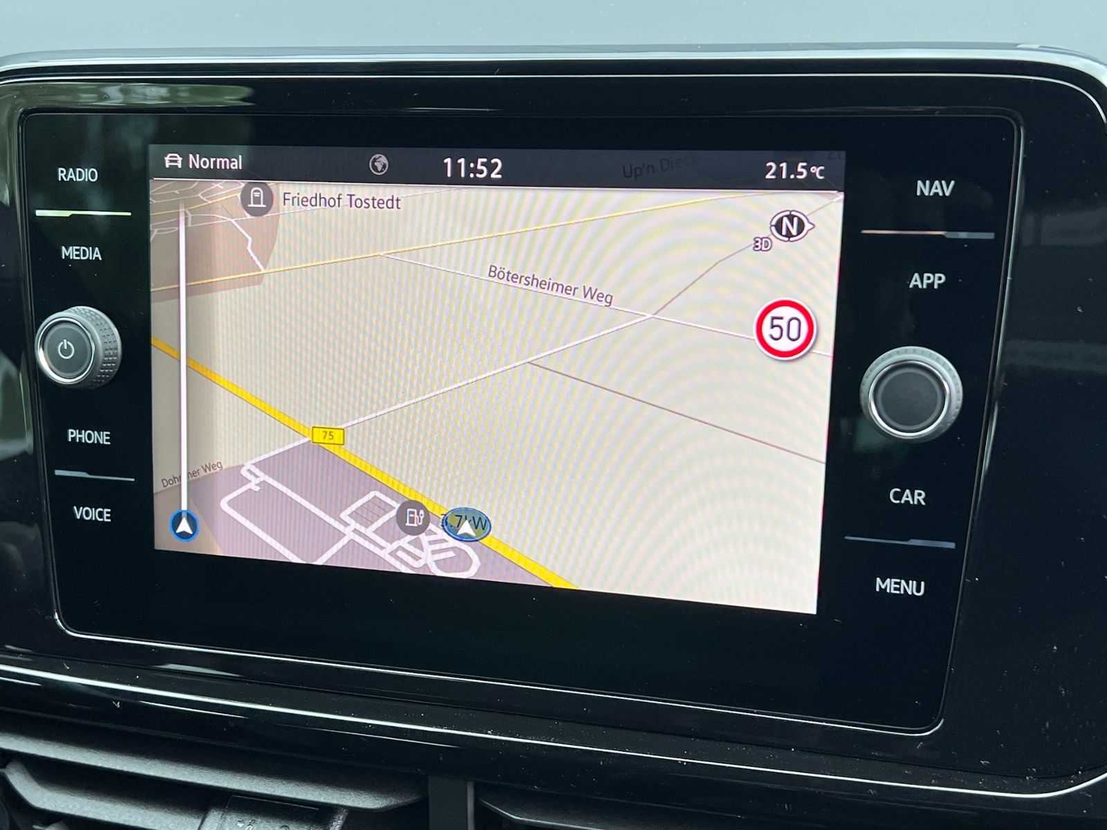 Fahrzeugabbildung Volkswagen T-Roc R-Line 2.0 TSI DSG 4MOTION *AHK, IQ.Light,