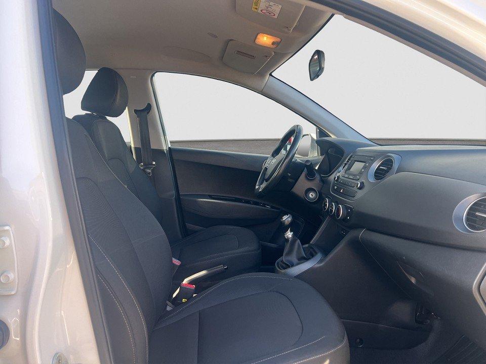 Hyundai i10 YES!+SHZ+LENK.HEIZ+BT+TEMP+LED+ISOFIX