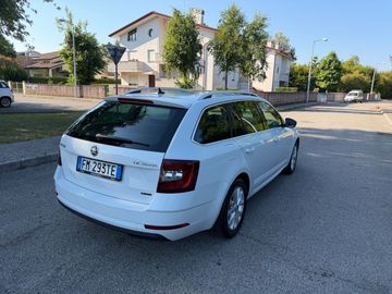 Skoda Octavia - 7