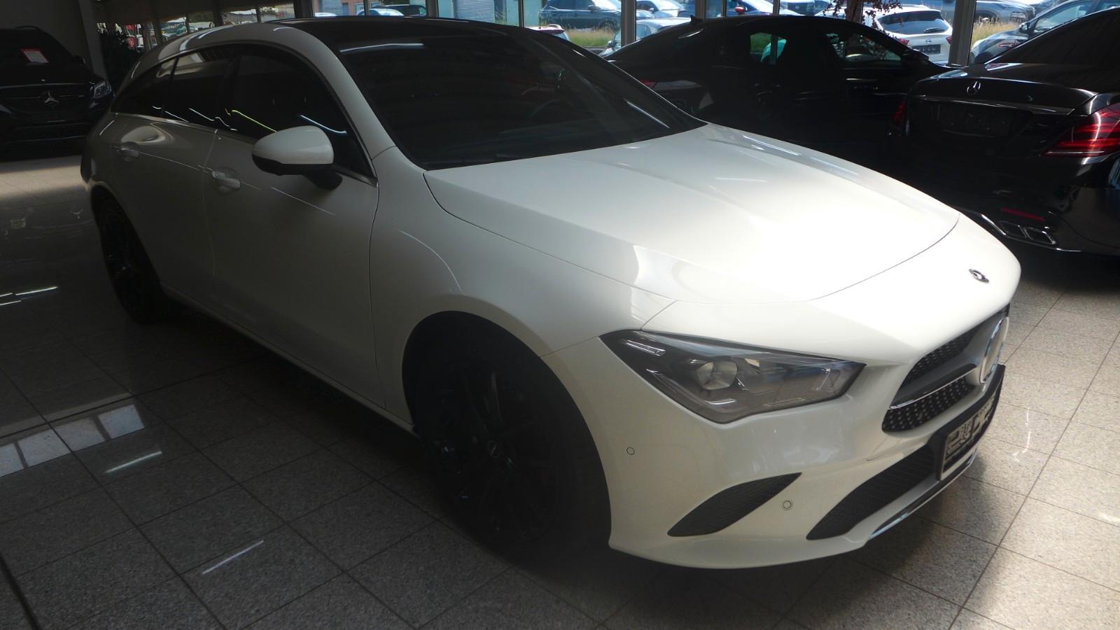 Mercedes-Benz CLA 180 CLA-Shooting Brake AUT -Progressive-PANO