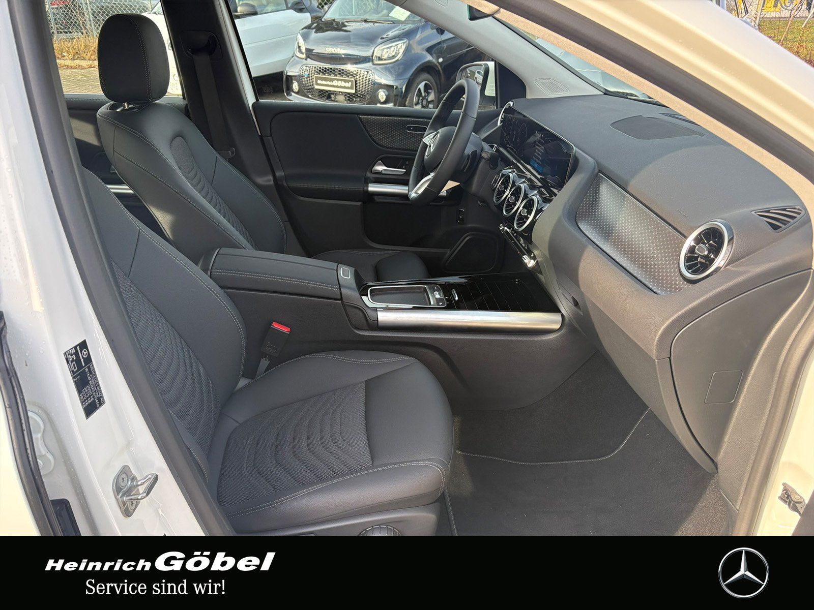 Fahrzeugabbildung Mercedes-Benz B 180 PROGRESSIVE*FAP*APPLECAR-PLAY*KAMERA*DISTR