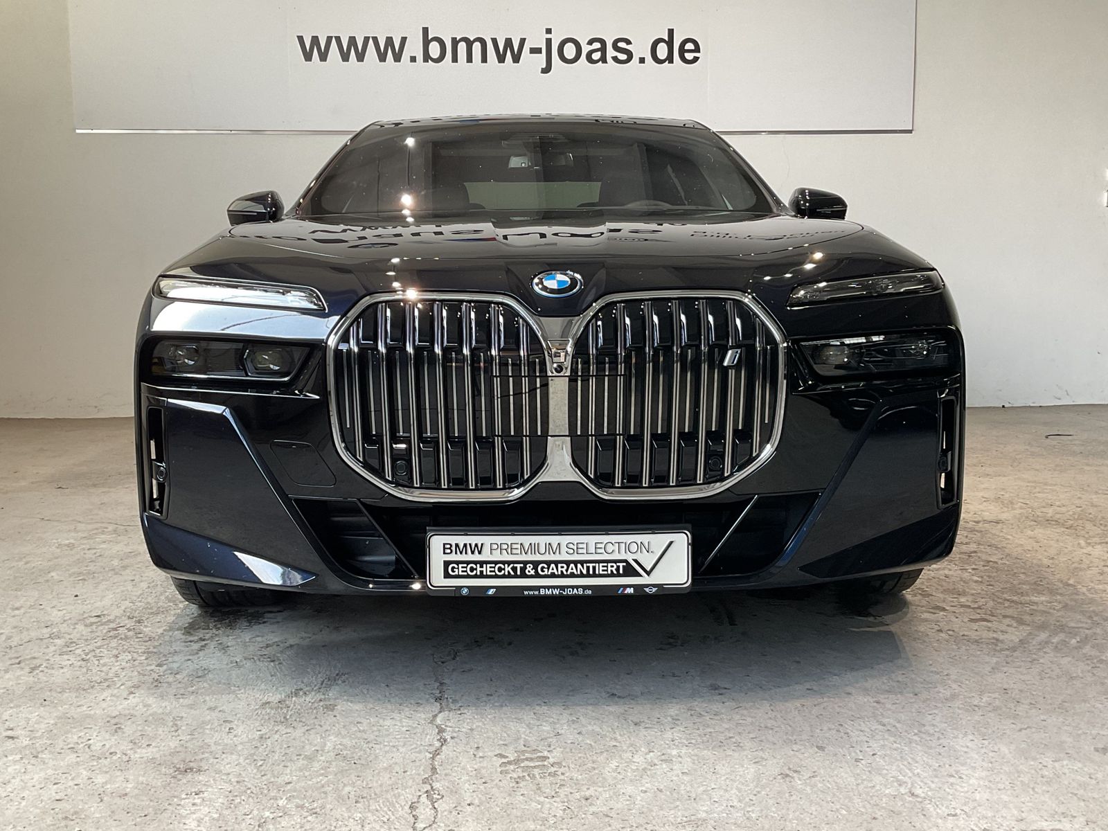 Fahrzeugabbildung BMW i7 xDrive60 Limousine M Sportpaket B&W Surround