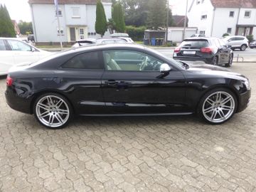 Audi S5 Coupe  4.2 FSI V8 quattro AHKStandhzgPanoB