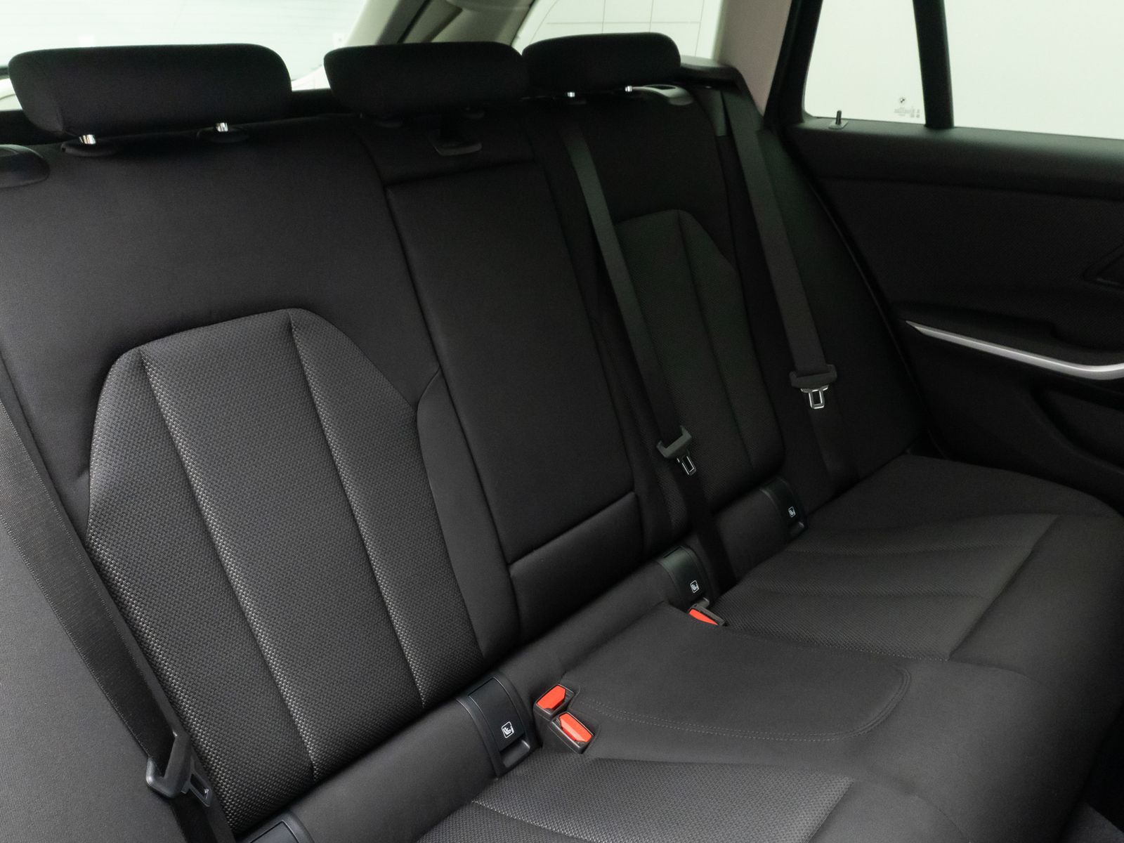 Fahrzeugabbildung BMW 318i Kamera DAB Sportlenkrad CockPit+ Alarm LED