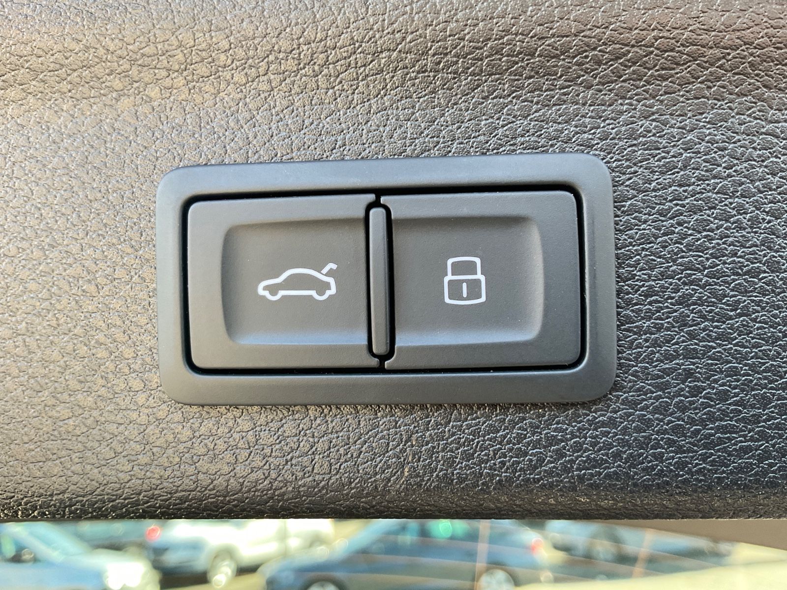 Fahrzeugabbildung Audi Q3 35 TFSI S tronic,Panorama,LED,Carplay,Navi