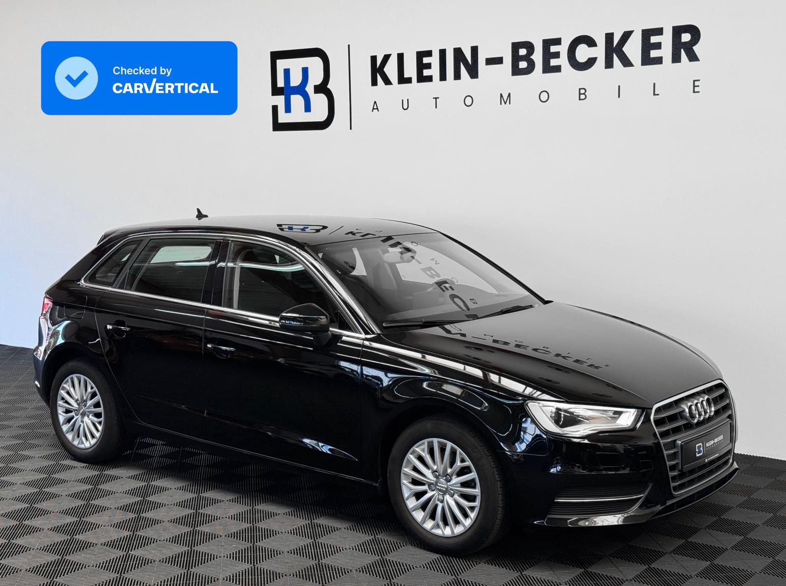Audi A3 ambiente *Bi-Xenon*Parksensoren*Tempo*SitzHZ