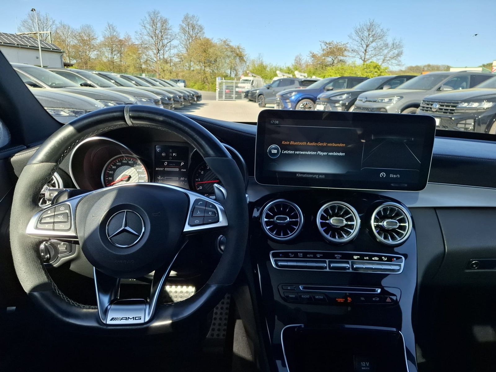 Fahrzeugabbildung Mercedes-Benz c63s AMG PANO*LEDER*BURMESTER*MULTIBEAM*DISTR.