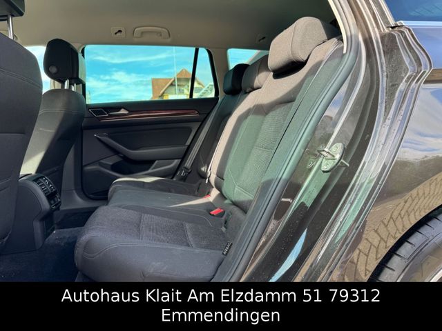 Fahrzeugabbildung Volkswagen Passat Variant Comfortline BMT/Start-Stopp