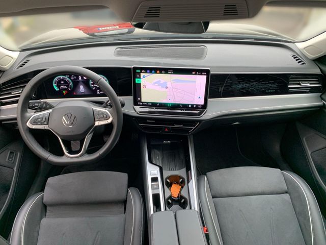 Passat Variant 2.0 TDI DSG ELEGANCE +AHK+KAMERA+