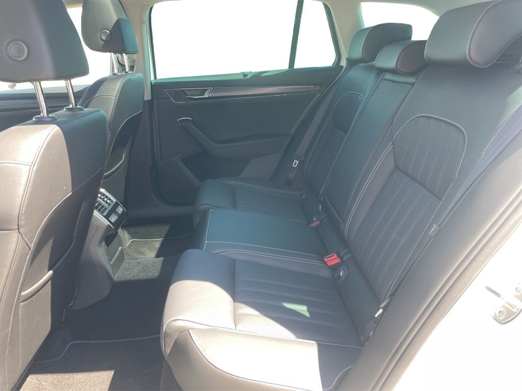 Skoda Superb - Bild 17
