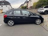BMW Active Tourer 220d, Panoramada. Advanta, TÜV neu - BMW 220 Active Tourer: Von Privat