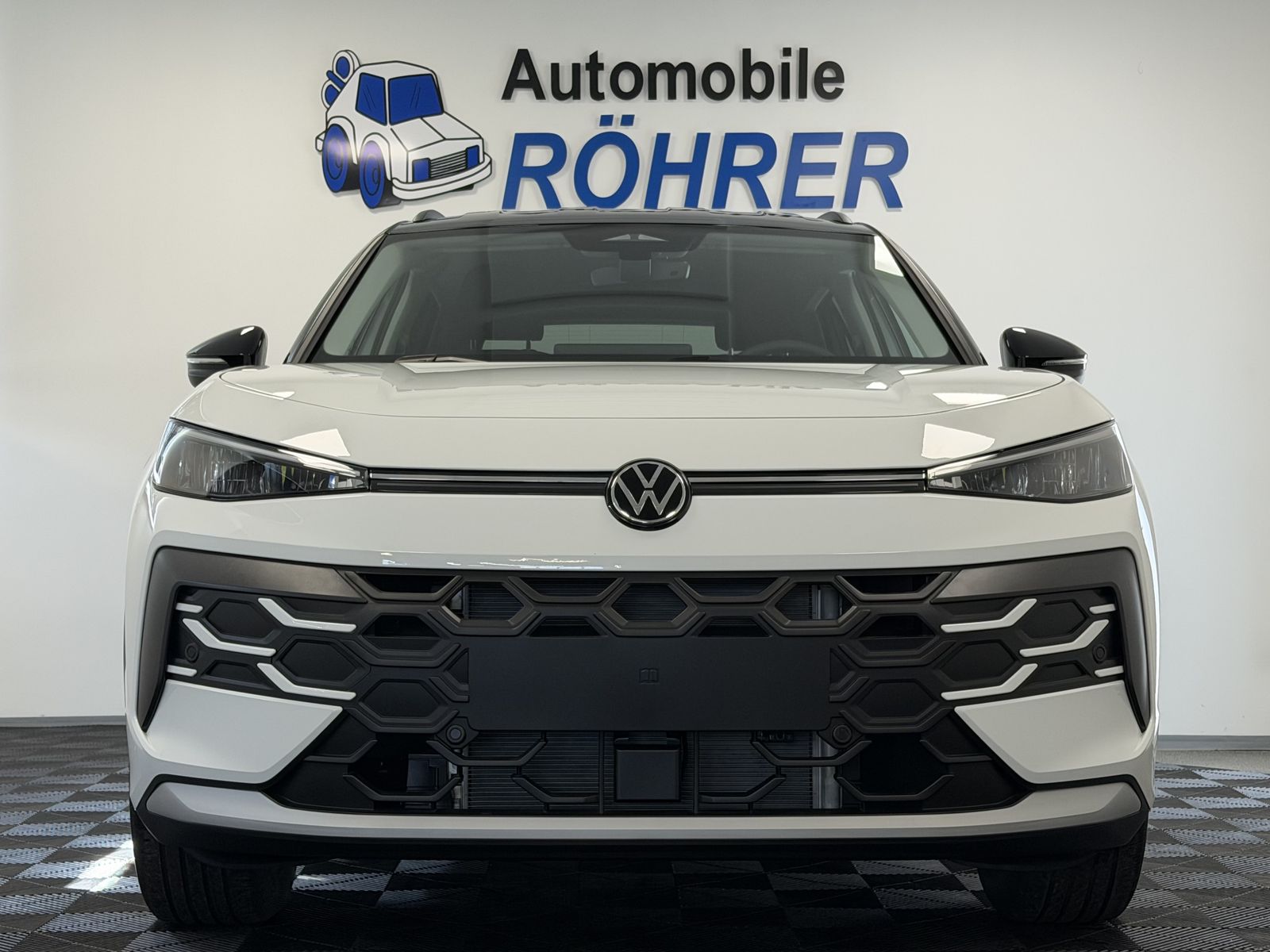 Volkswagen T-Roc 1.5 eTSI DSG Life 5J-Garantie Ambiente AHK imagem 3