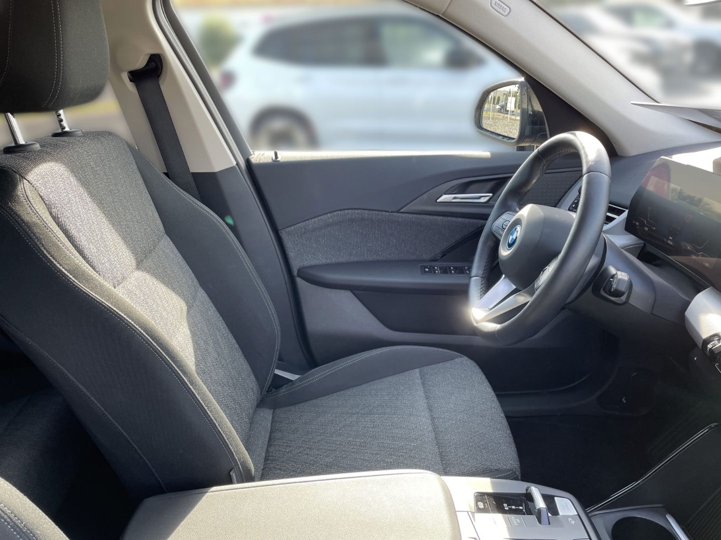 BMW iX1 xDrive30 Elektro LHZ Driving Assist Aktivsit foto 5