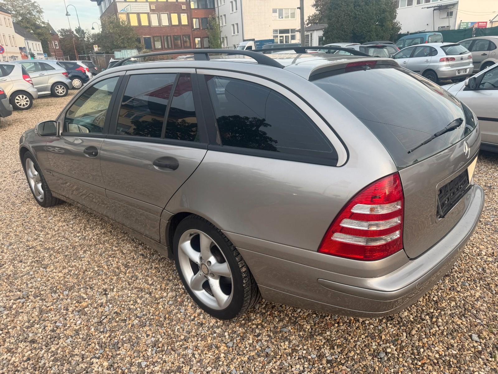 Mercedes-Benz C180 2005 — photo 7