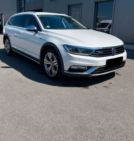 VW Passat Alltrack 2.0 TDI SCR 176kW DSG BMT 4M...